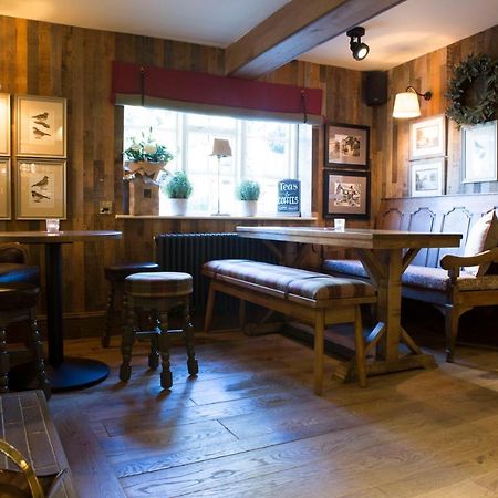 Red Lion Inn Little Budworth Exterior foto