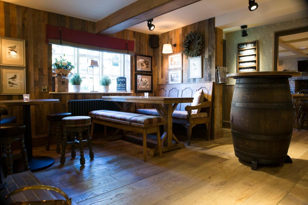 Red Lion Inn Little Budworth Exterior foto
