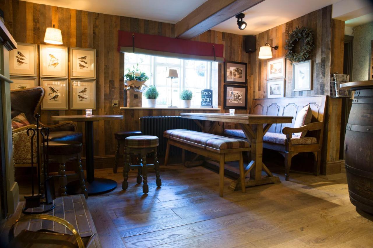 Red Lion Inn Little Budworth Exterior foto