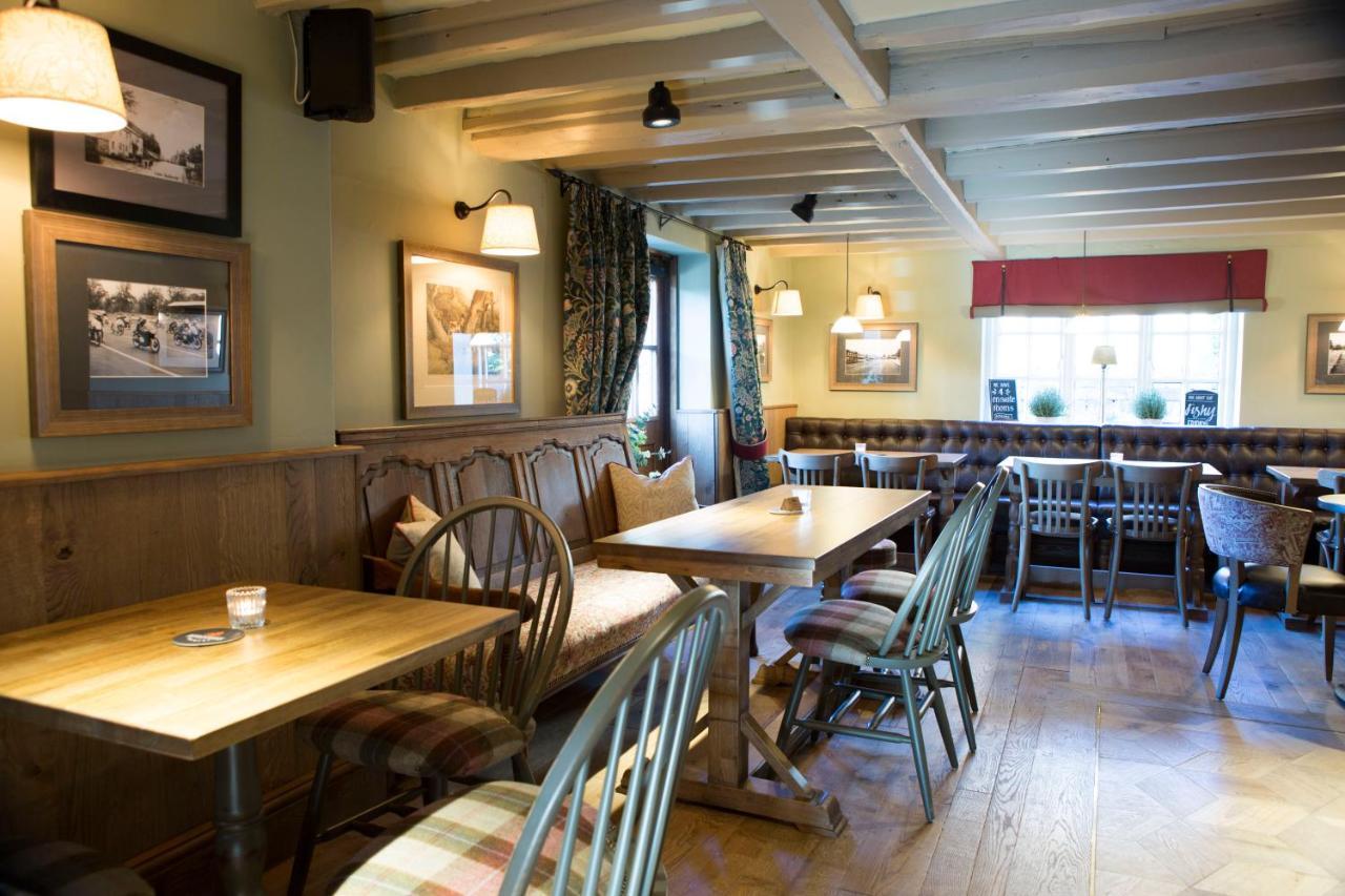 Red Lion Inn Little Budworth Exterior foto